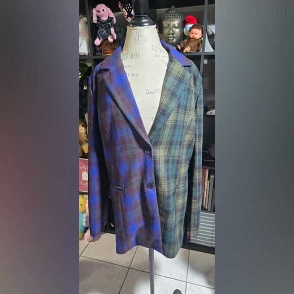 Current Mood Calling A Cab Plaid Blazer - Picture 1 of 2